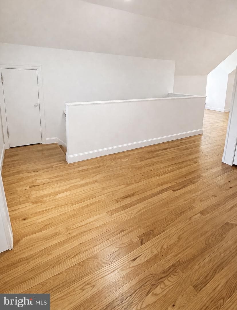102 N Oxford Street photo 13