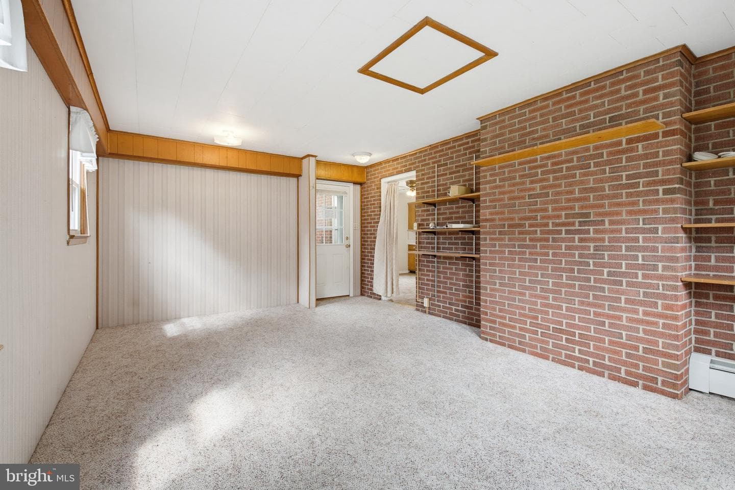 144 Bond Street photo 17