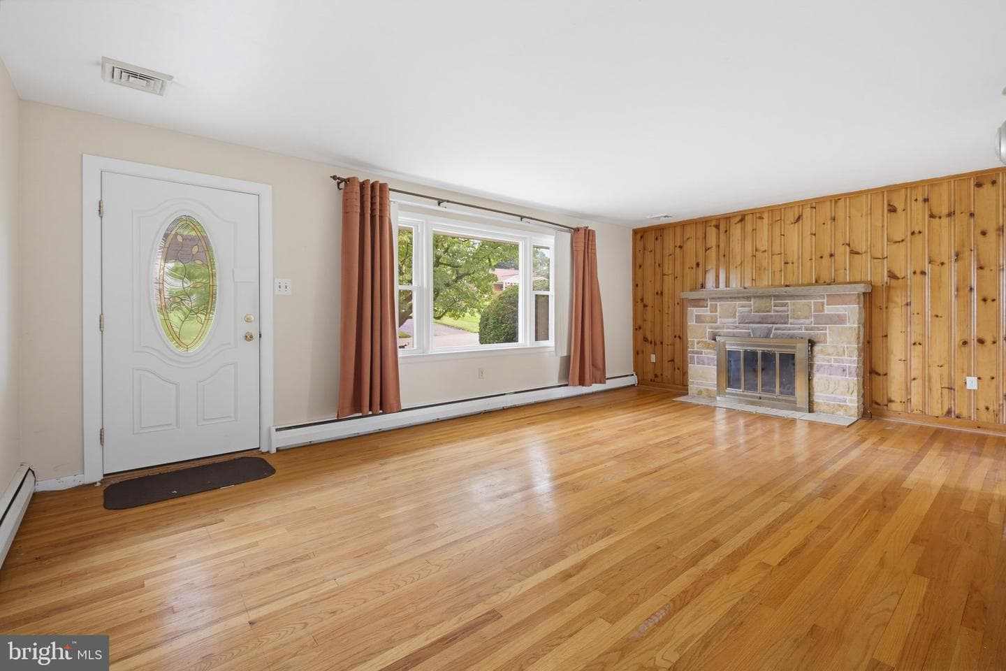 144 Bond Street photo 7