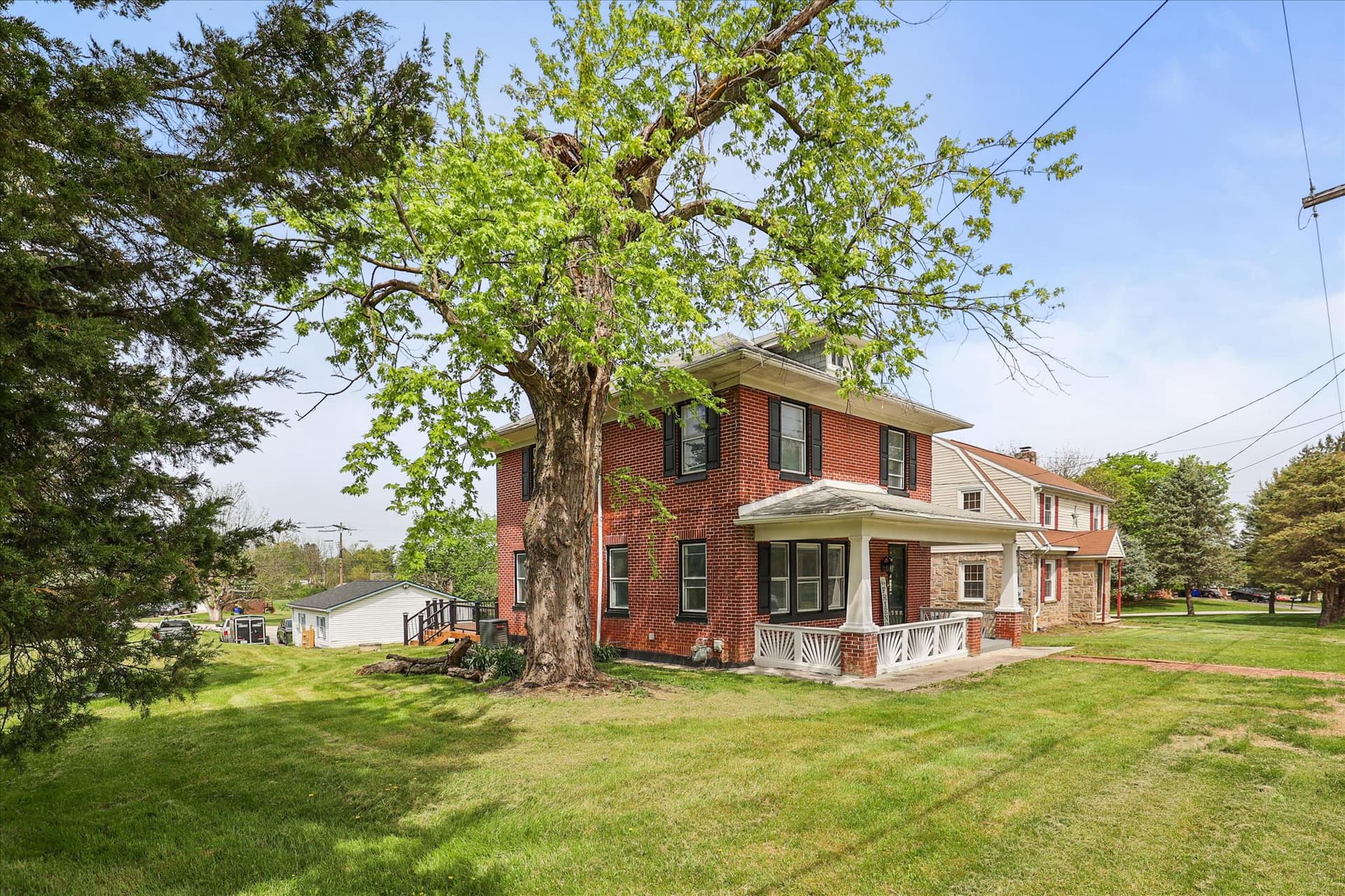 310 Hanover Road photo 3