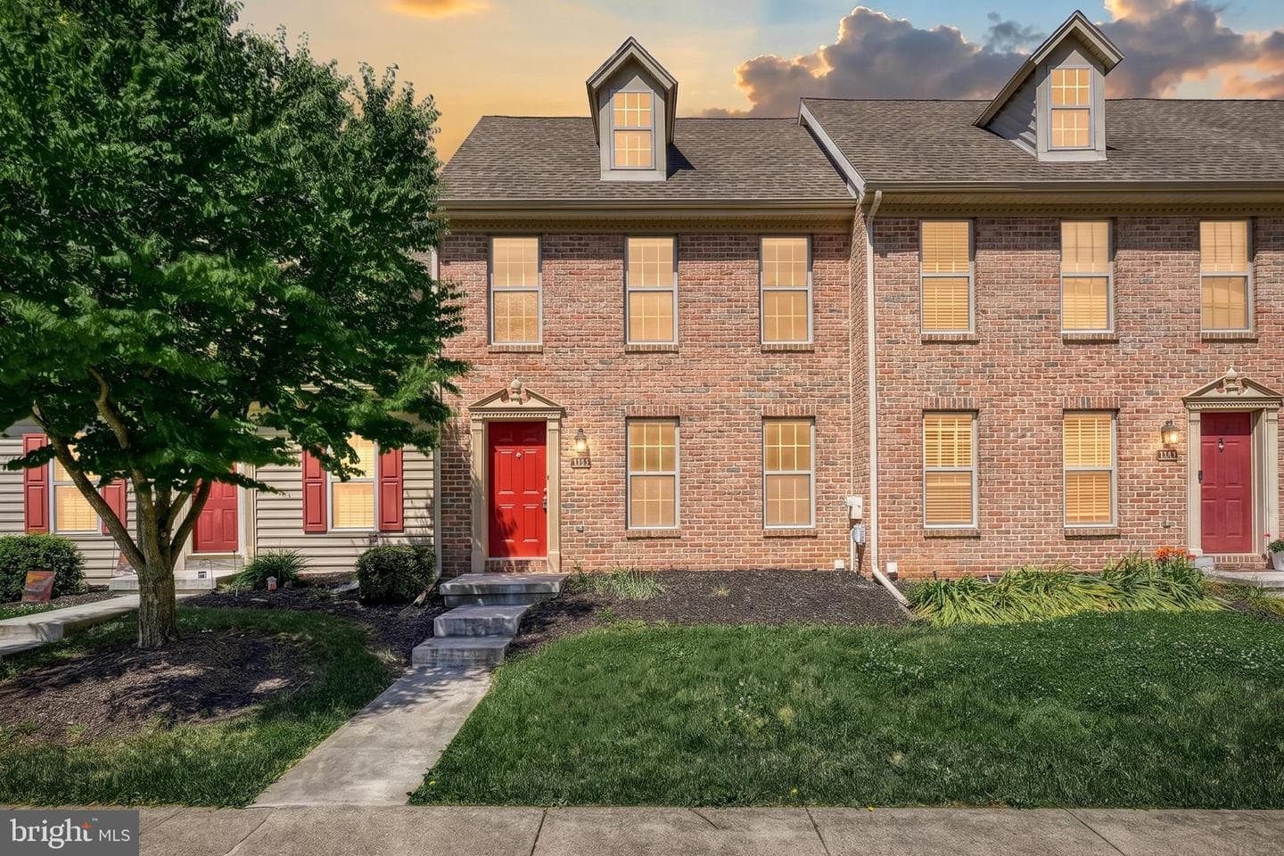 1105 Skyview Dr