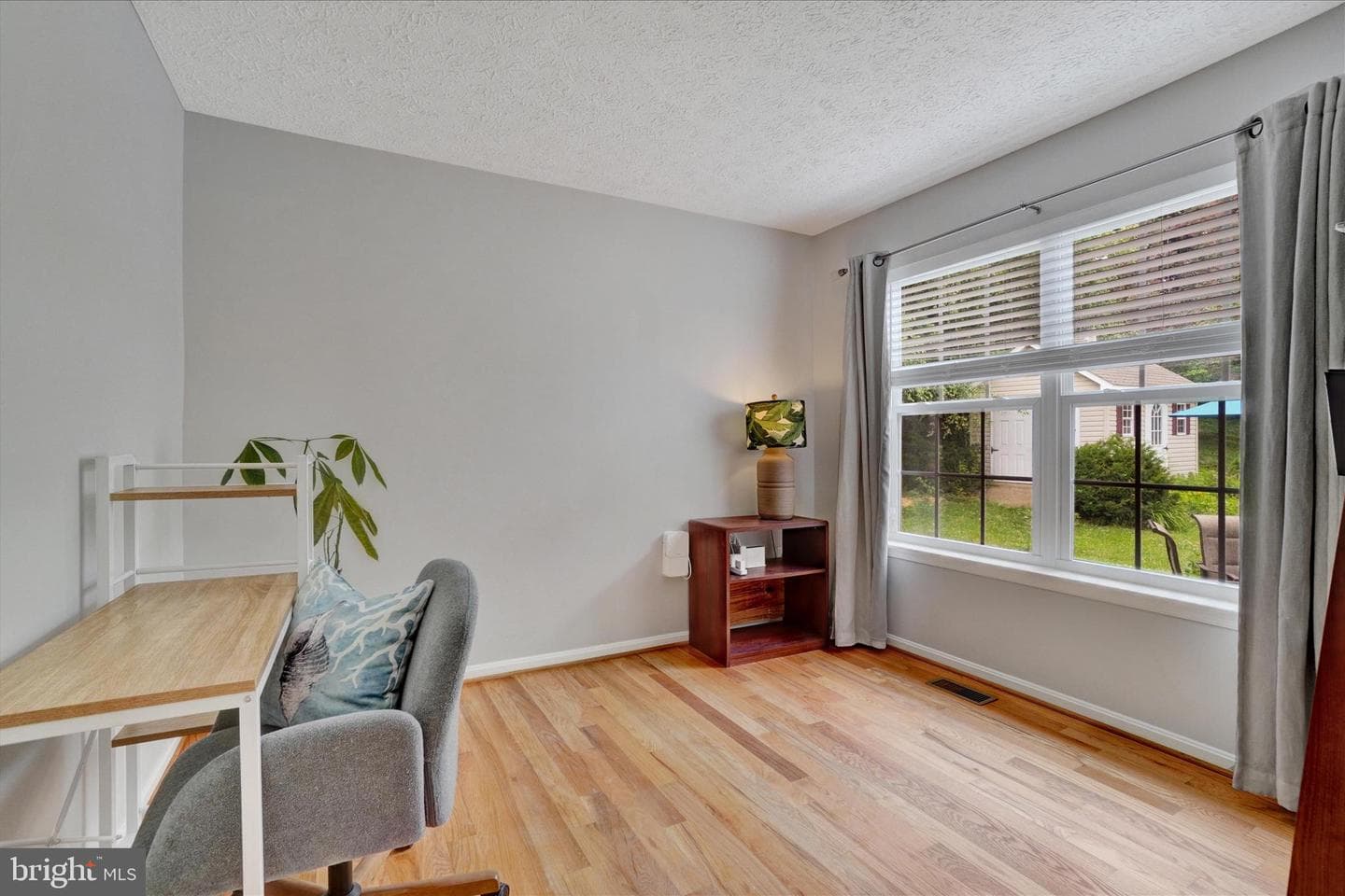 665 Clydesdale Drive photo 19
