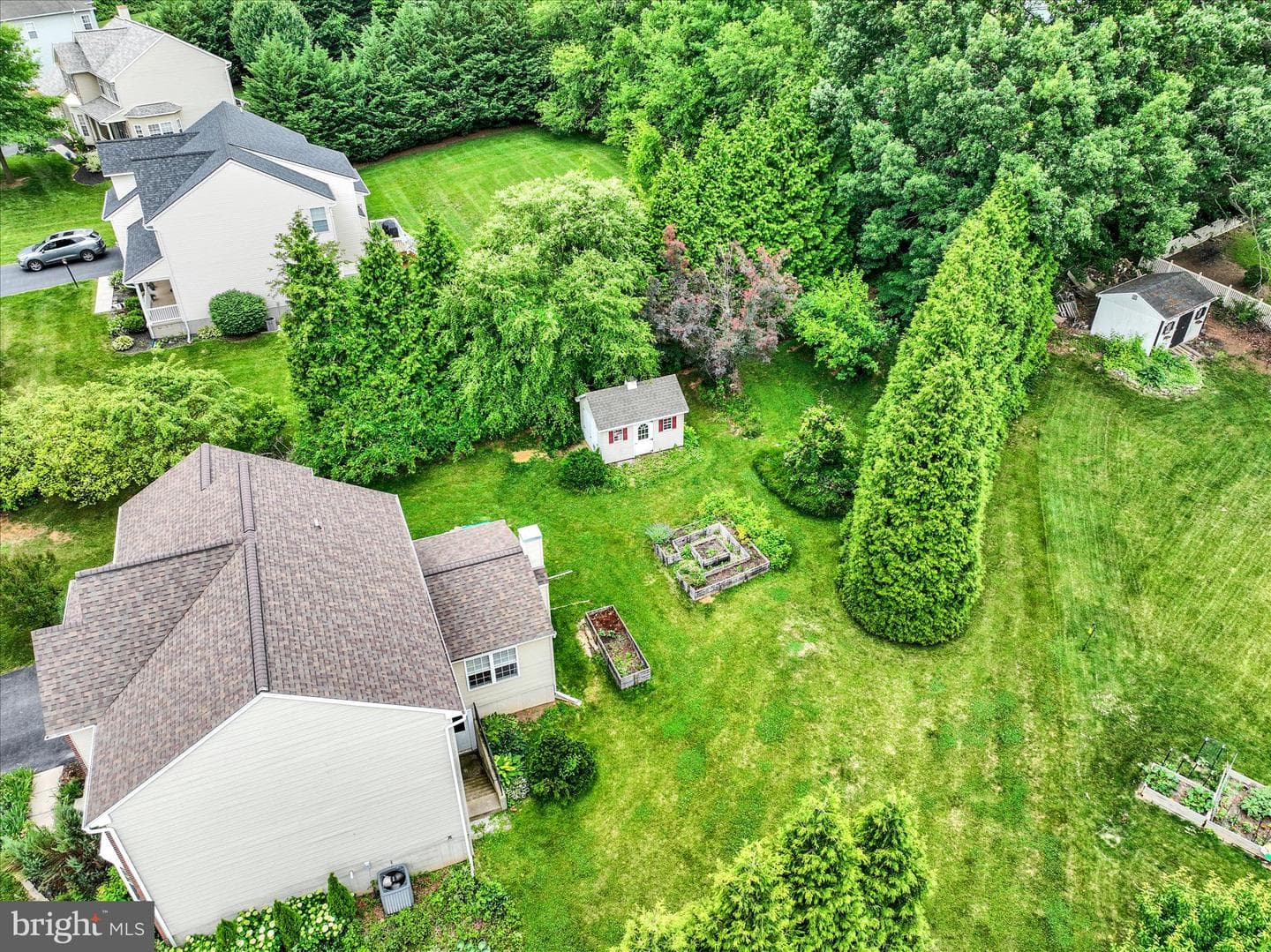 665 Clydesdale Drive photo 31