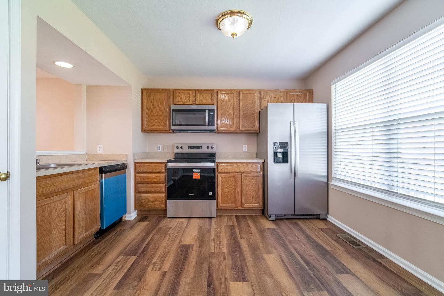 98 E Beaver Street photo 6
