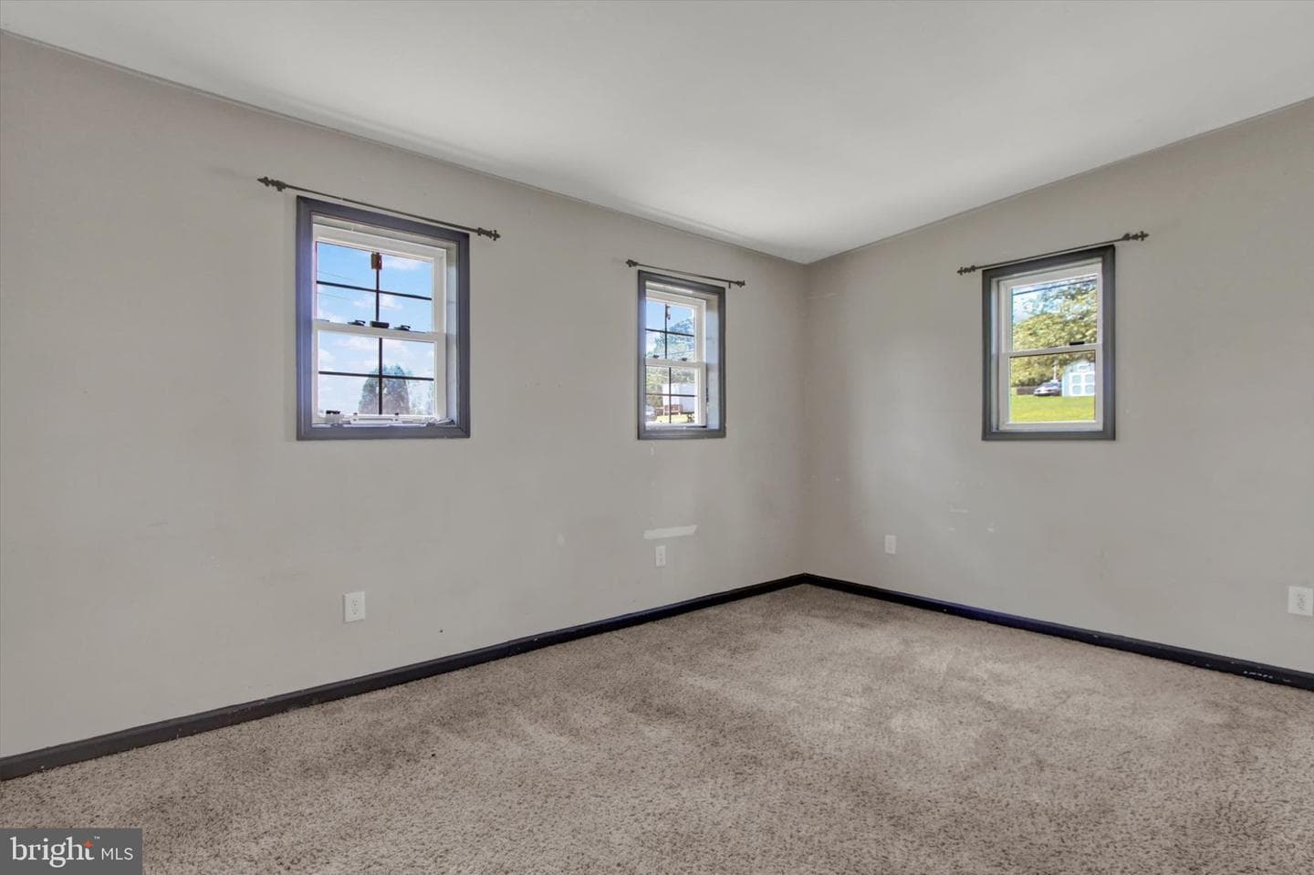399 Pleasant Hill Road photo 7