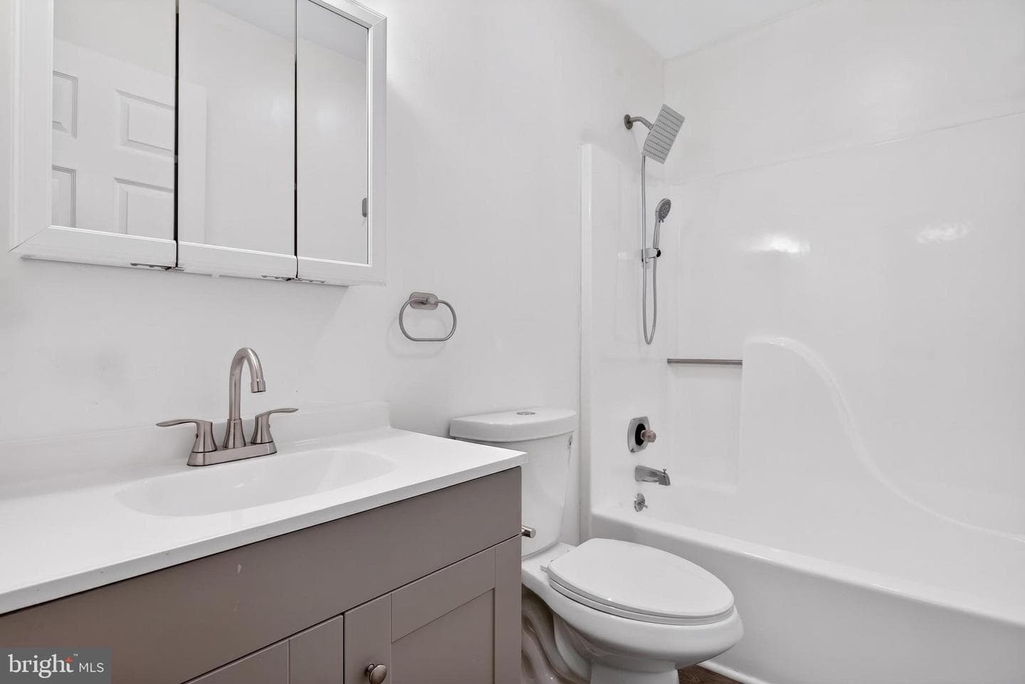 20 Pine Drive photo 25