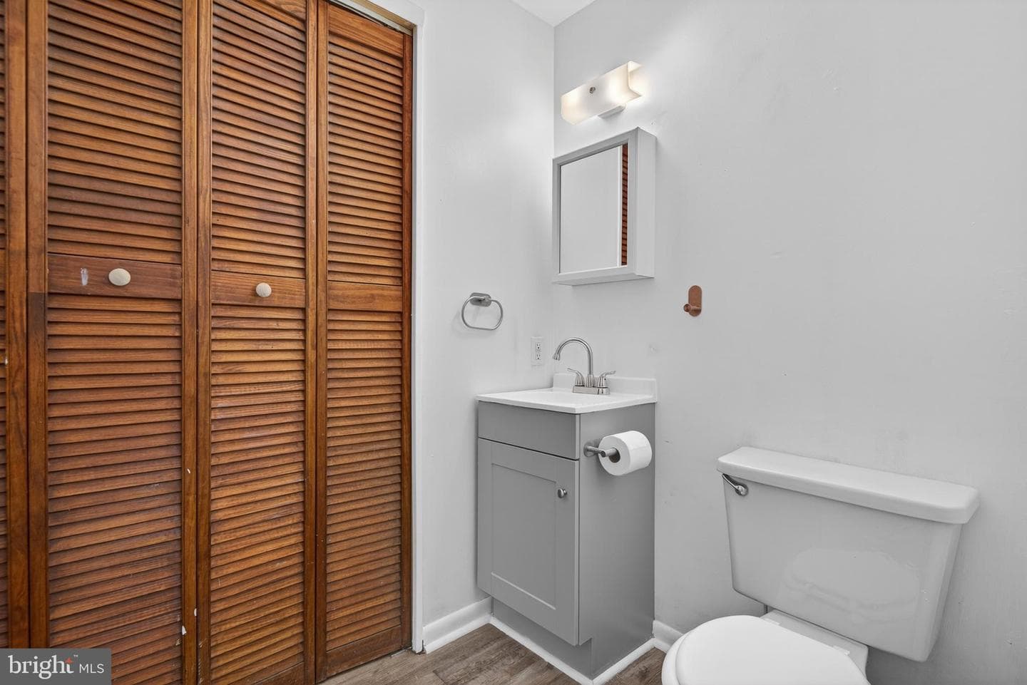 20 Pine Drive photo 5