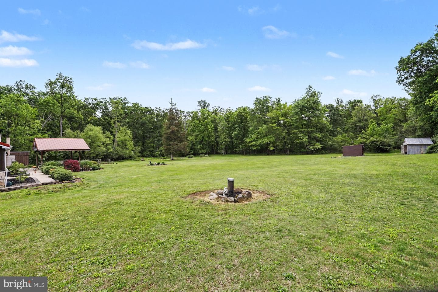 1100 S York photo 29