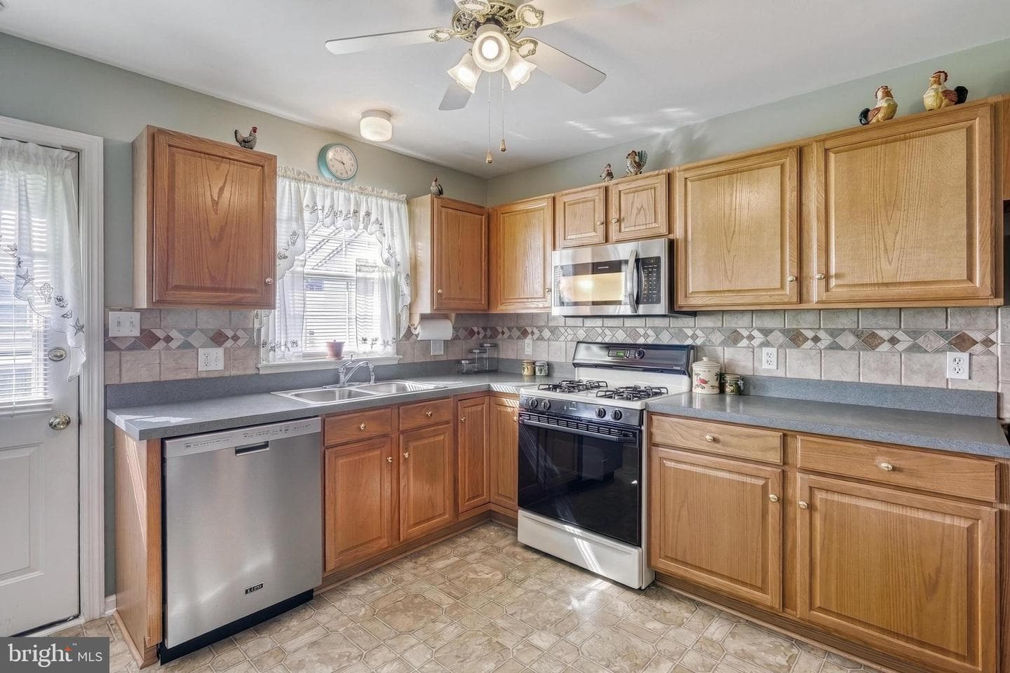 644 Kyle Road photo 10