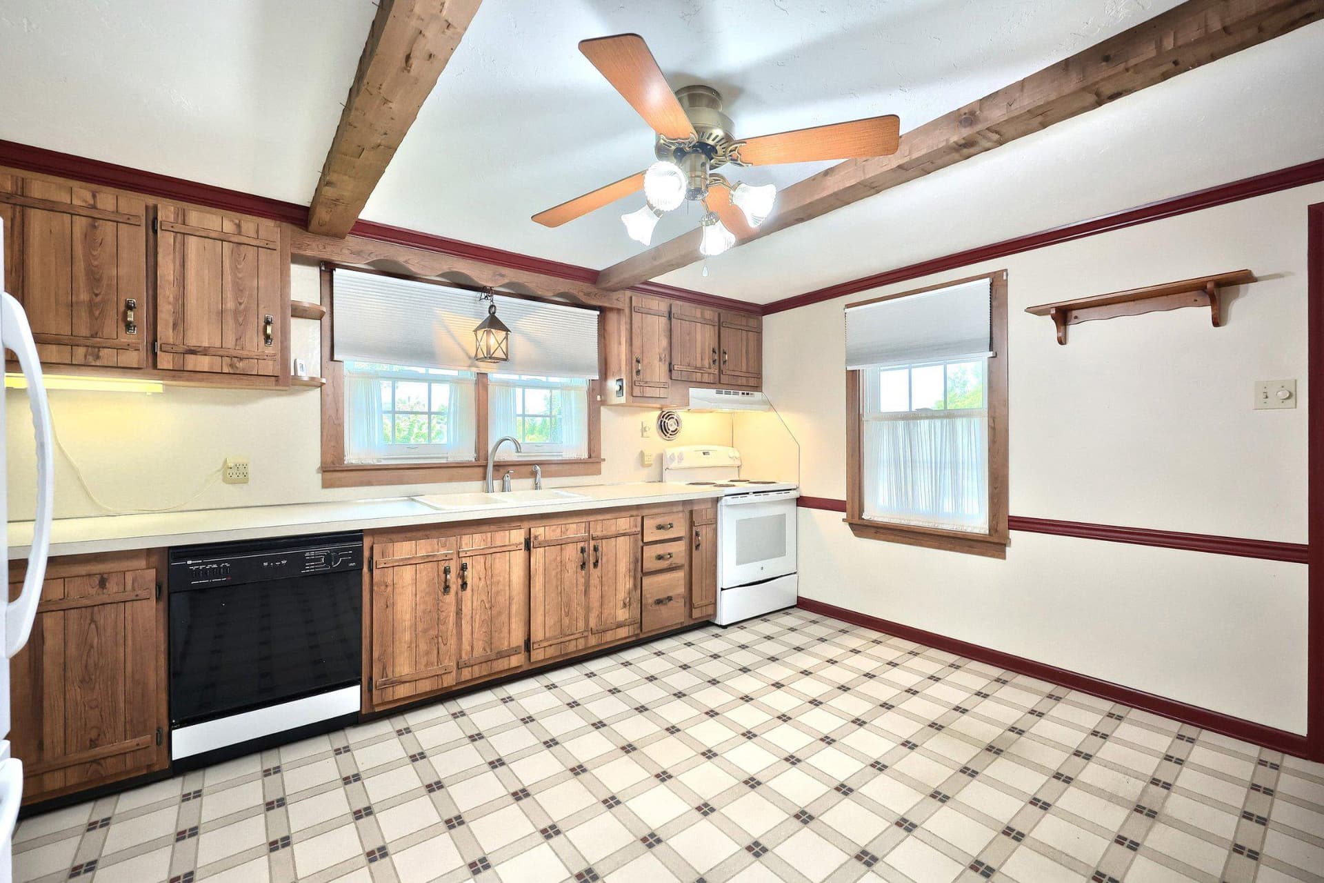 3999 Palmer Avenue photo 19