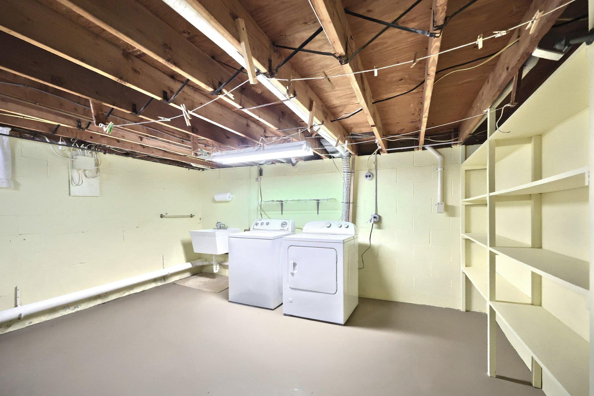 3999 Palmer Avenue photo 51