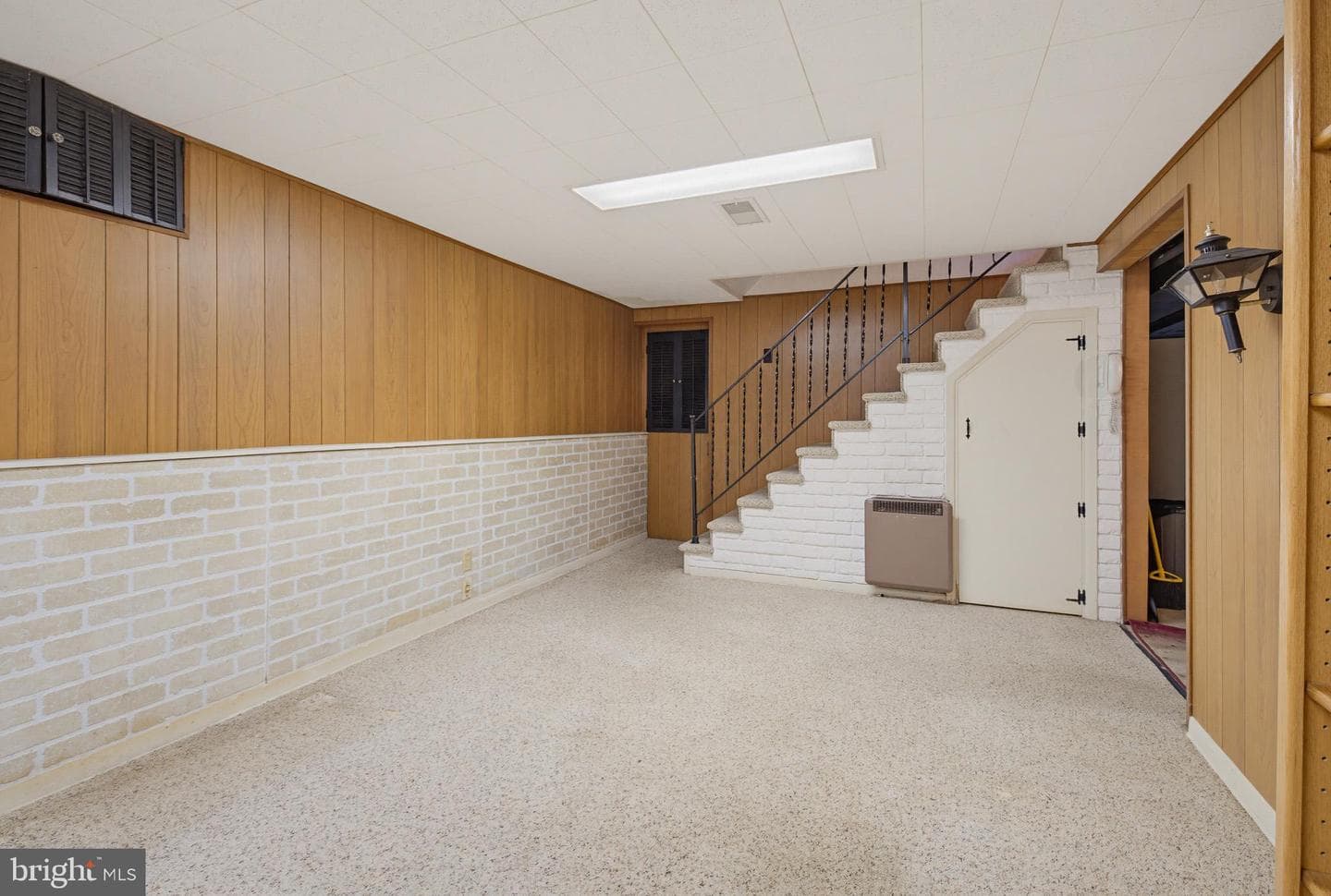 459 Waters Road photo 14