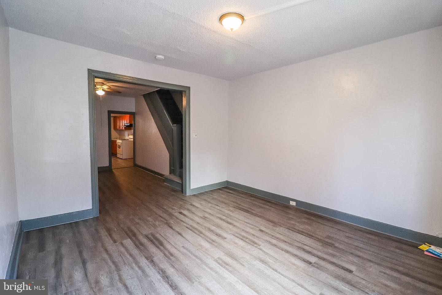 121 S West Street photo 4