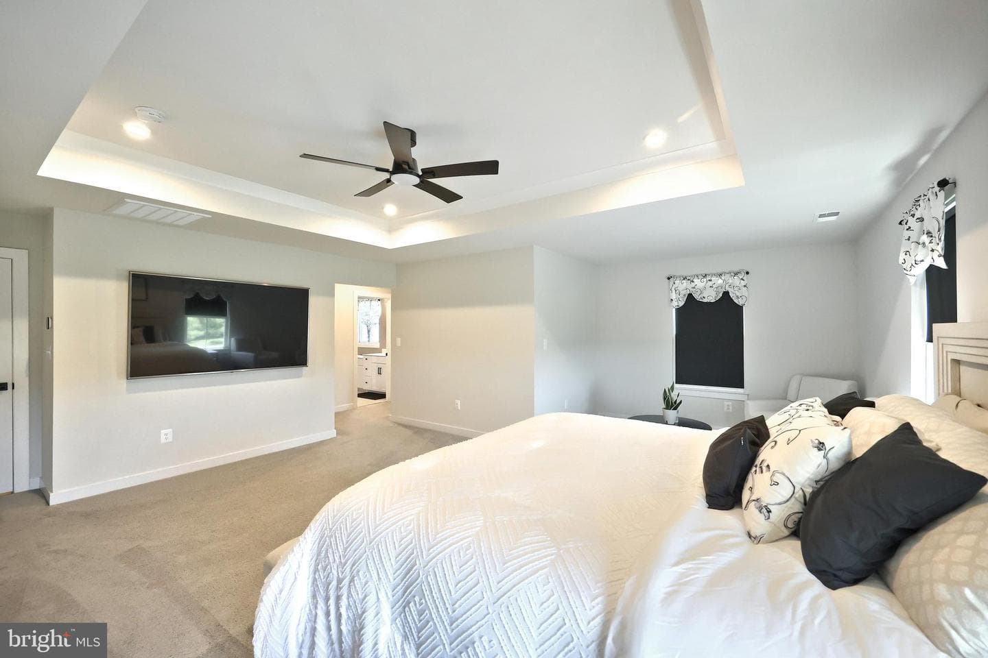 14 Winifred Drive photo 37