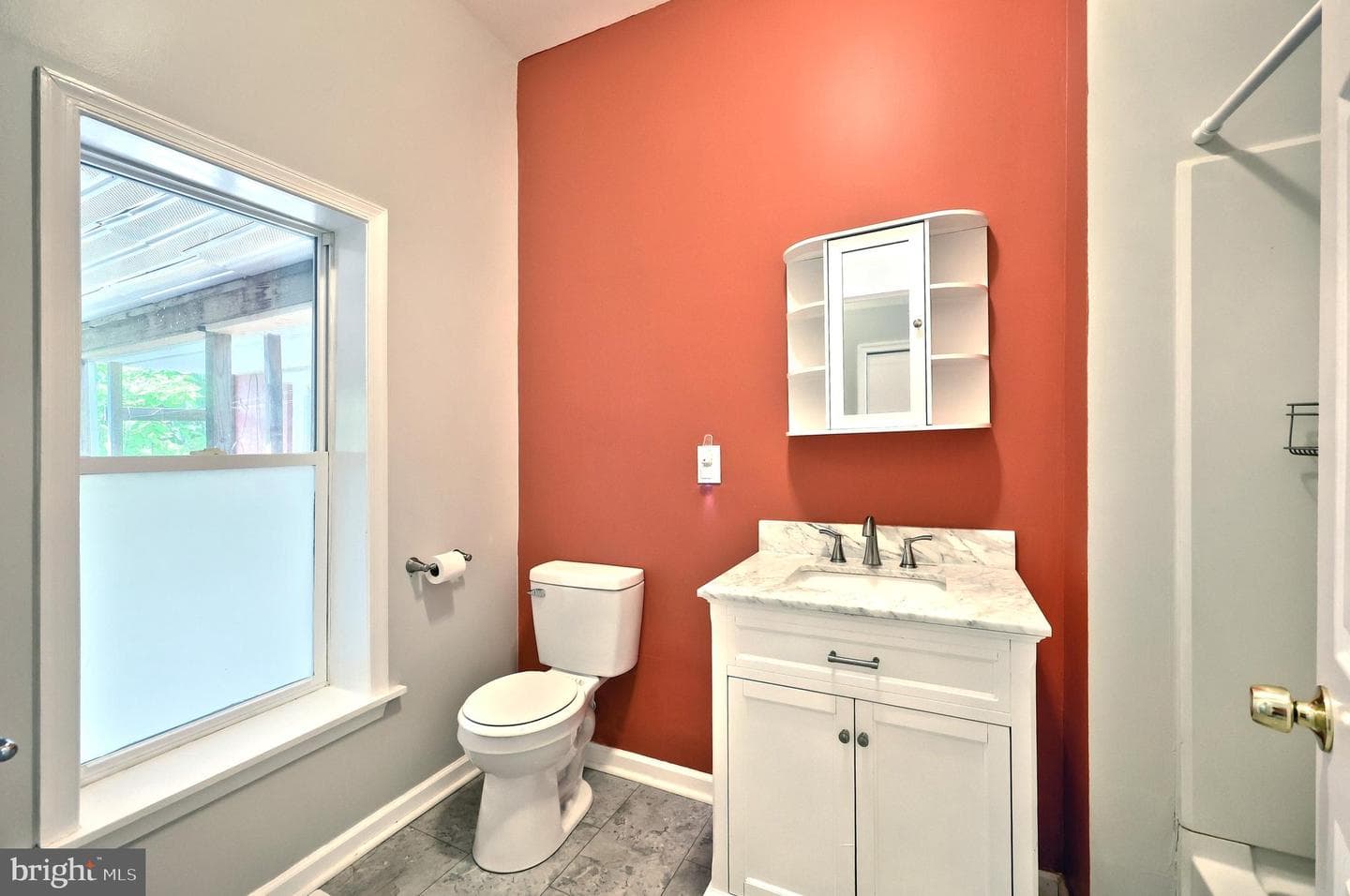 522 S Duke Street photo 16