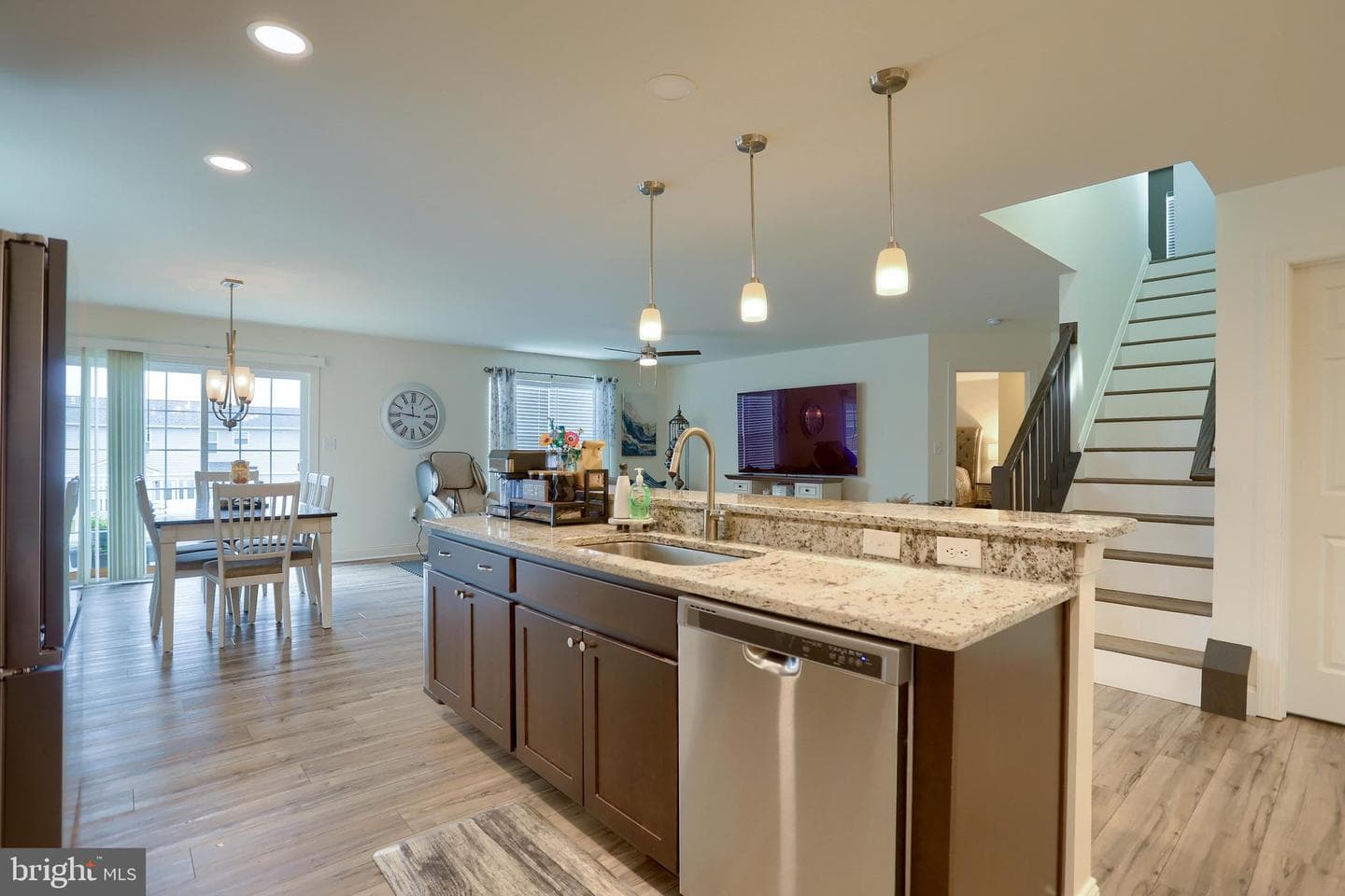 121 Eagle Road photo 12