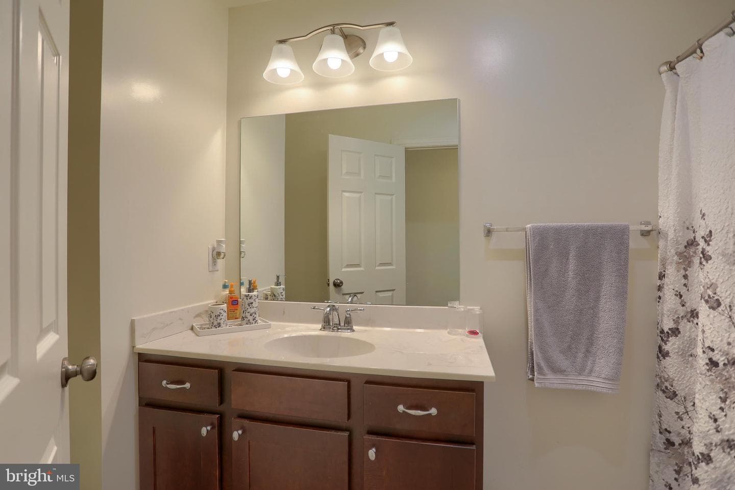 121 Eagle Road photo 38