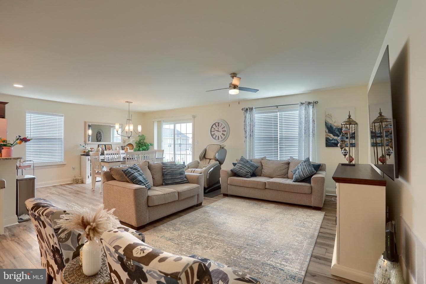 121 Eagle Road photo 9