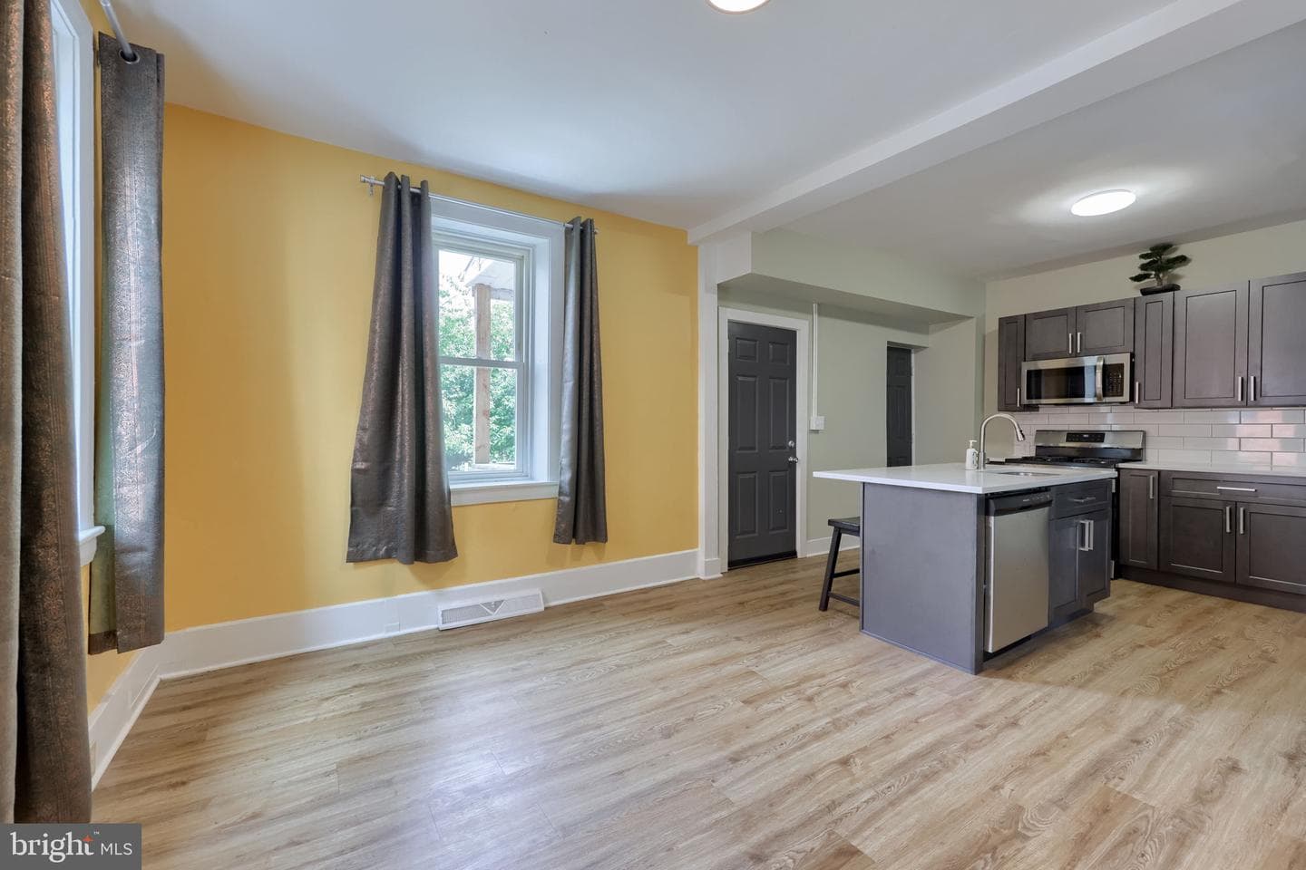 217 N Charles Street photo 11