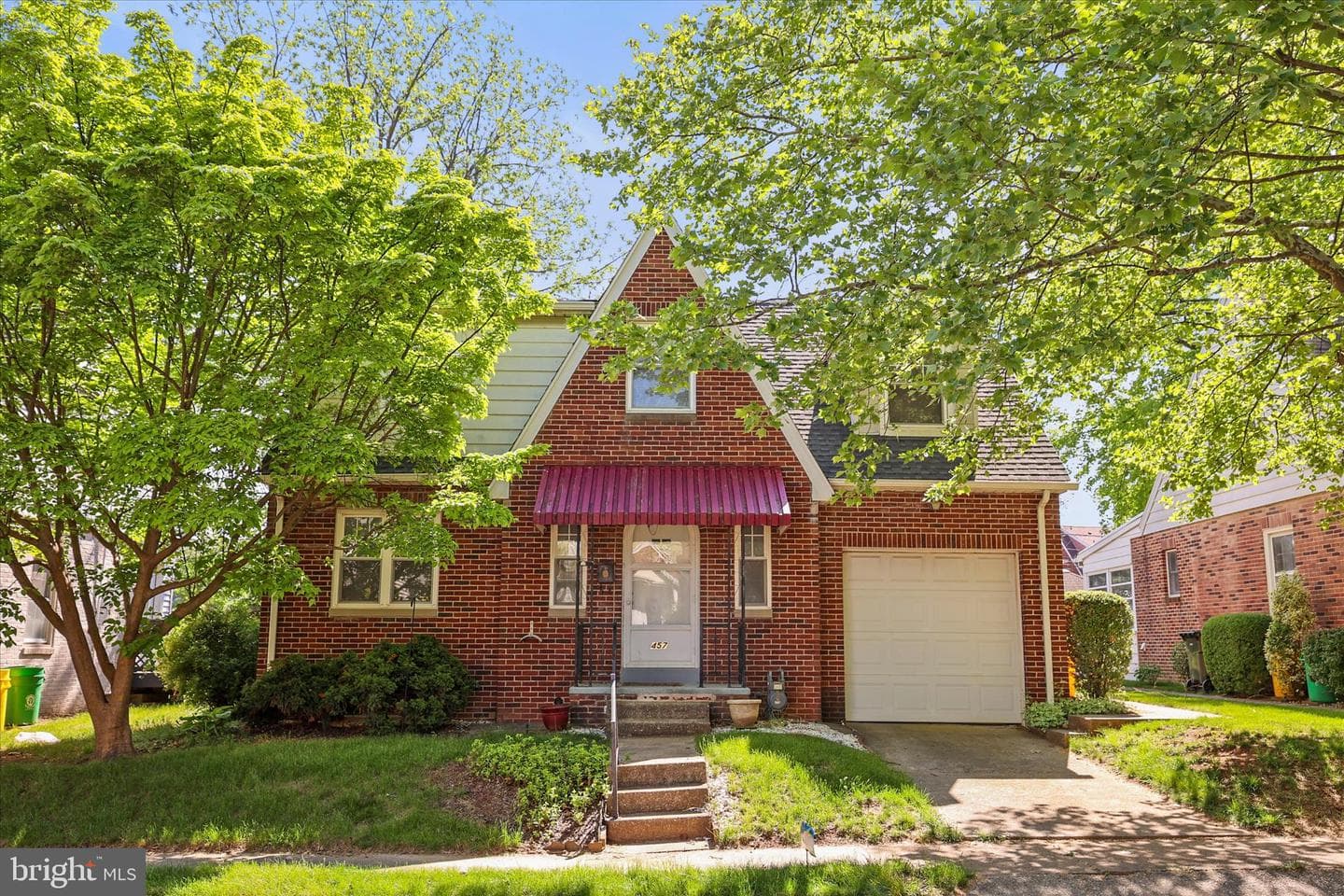 457 Tioga Street photo 2
