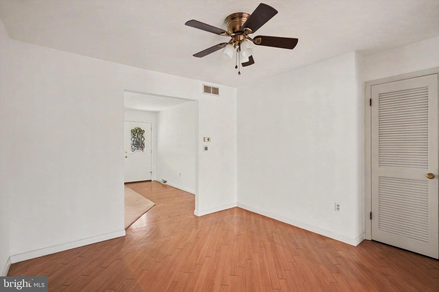 2170 Twigden Court photo 5