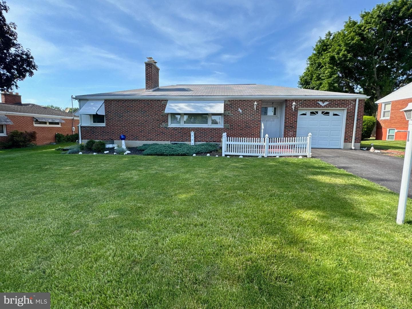 111 Haybrook Drive photo 2