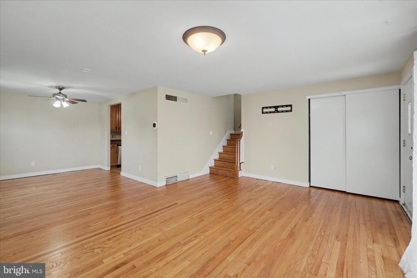 2447 Princeton Road photo 4
