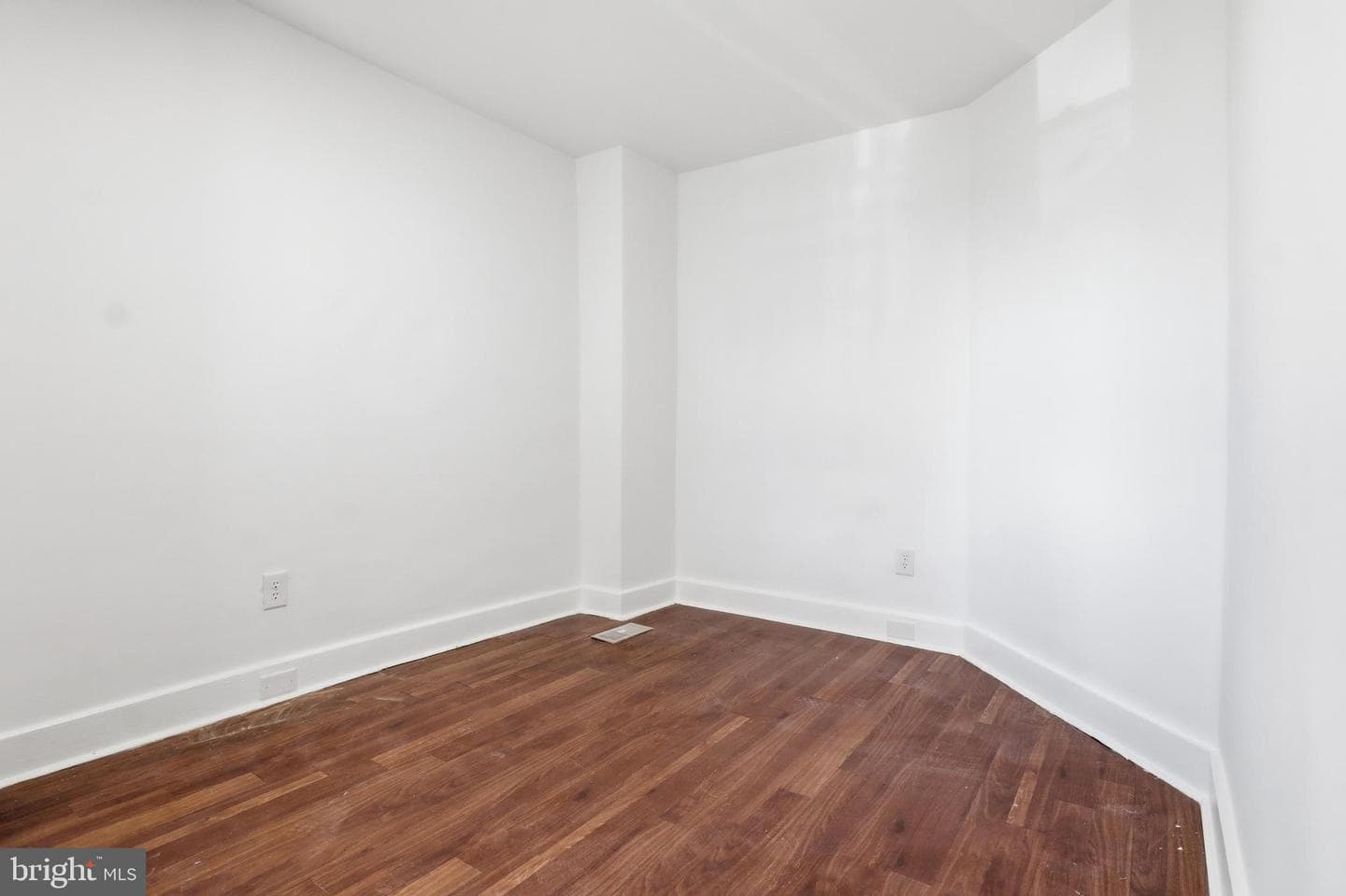 368 Norway St photo 17