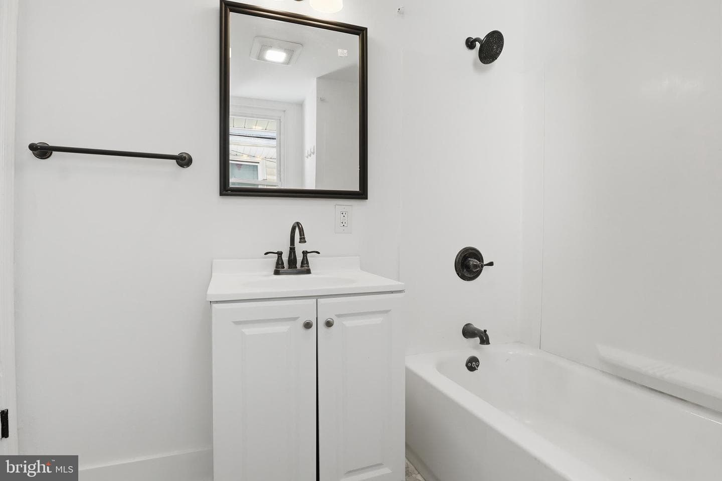 368 Norway St photo 22