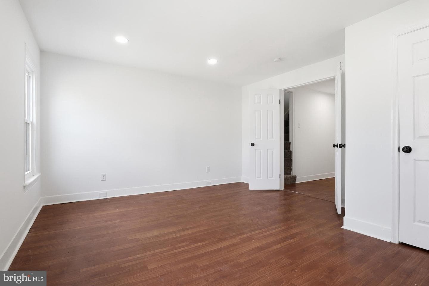 368 Norway St photo 25