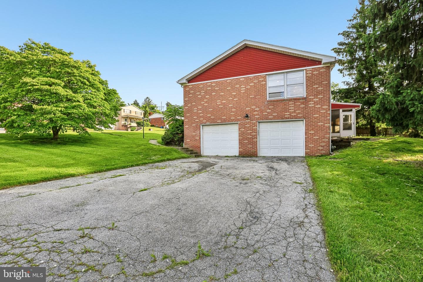 2595 Eastwood Drive photo 30