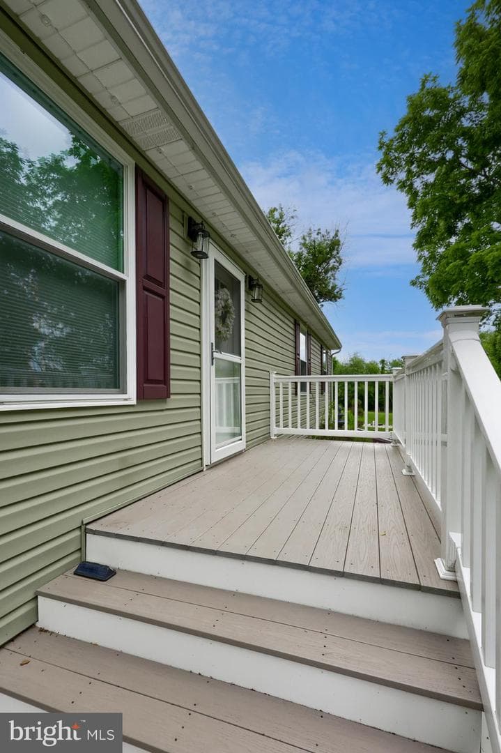 1025 White Oak Road photo 16