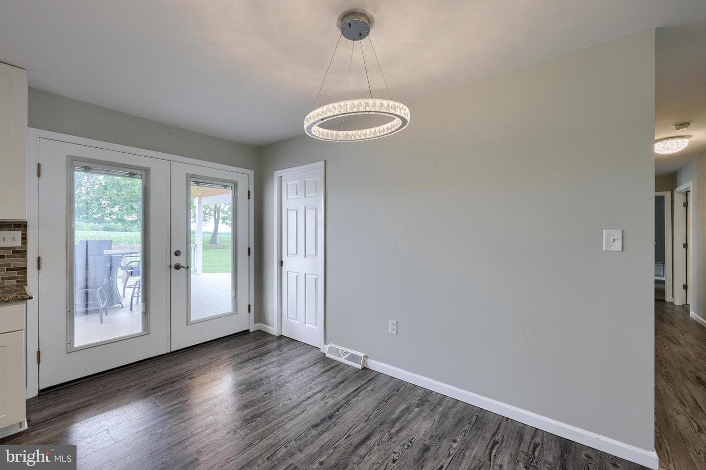 1025 White Oak Road photo 33