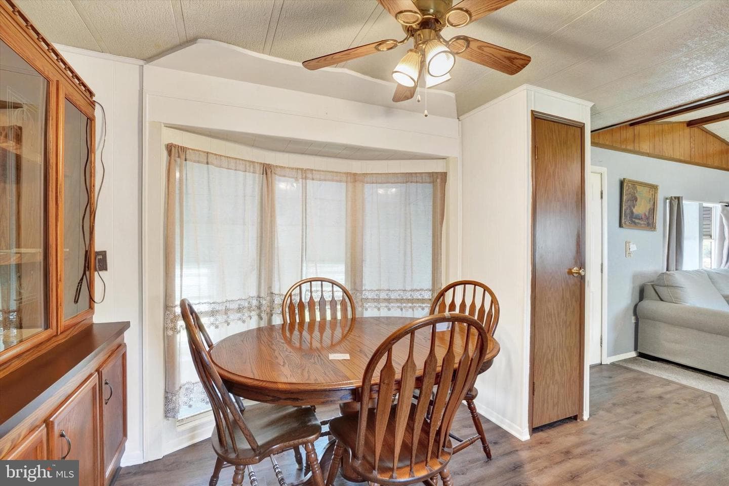 225 Country Ridge Drive photo 12