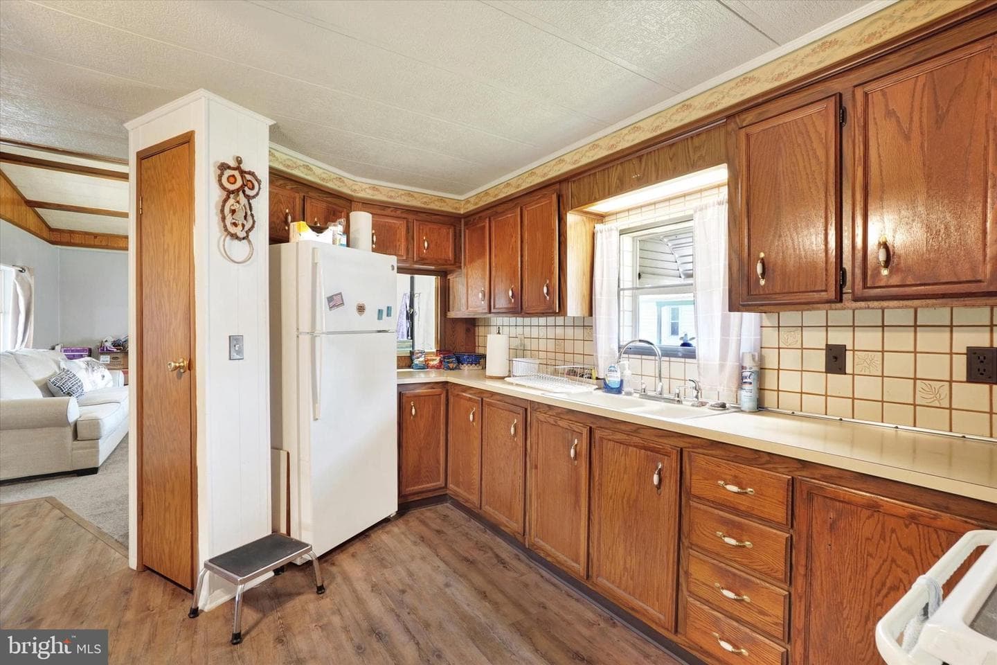 225 Country Ridge Drive photo 9