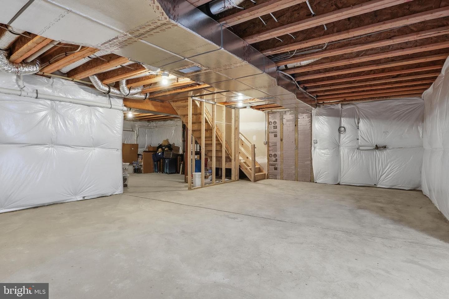 525 Dietz Road photo 44