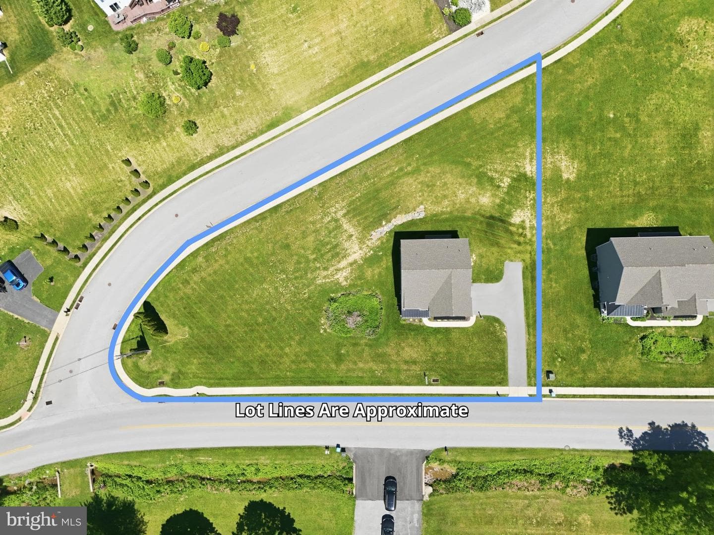 525 Dietz Road photo 61