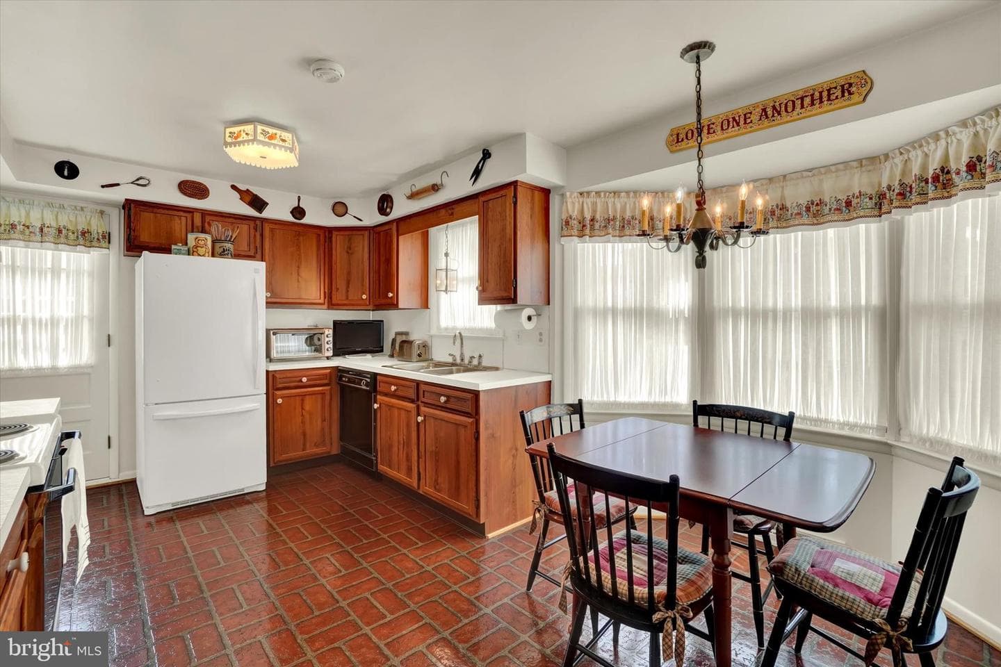 2770 Carnegie Road photo 9