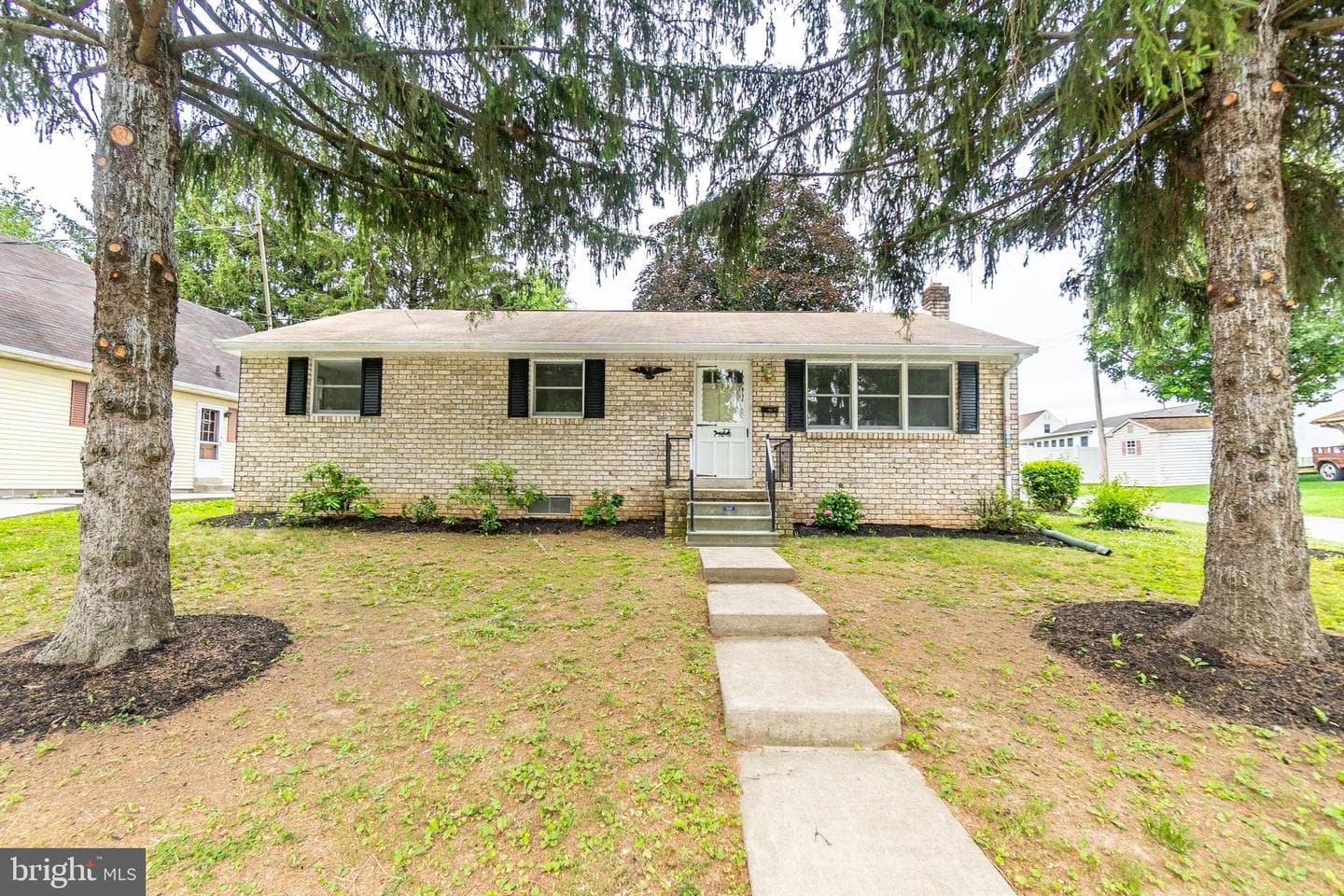 575 Grant Drive, Hanover