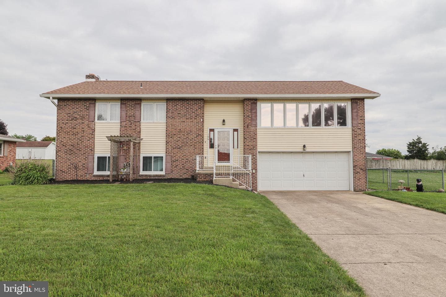 106 Malvern Drive photo 1