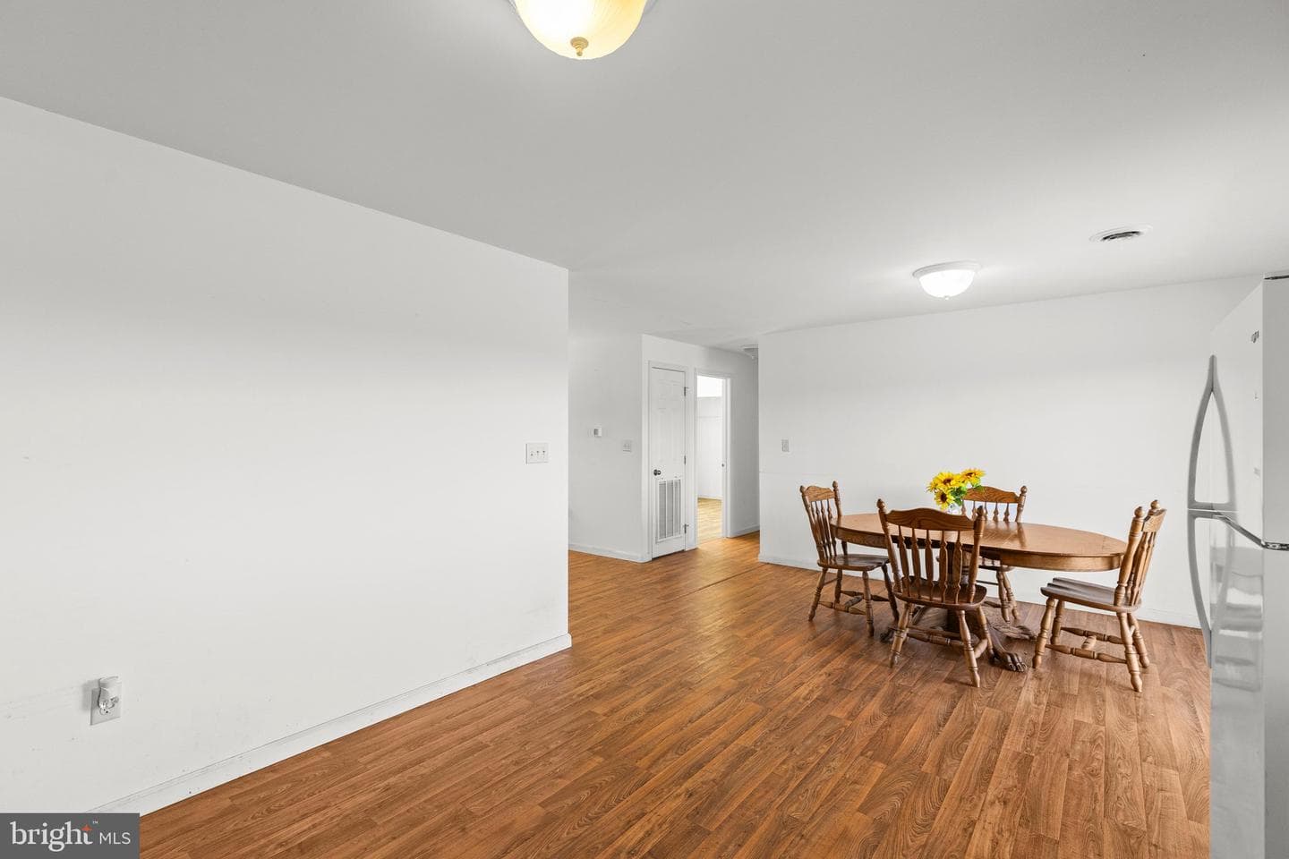 726 S Baltimore Street photo 14