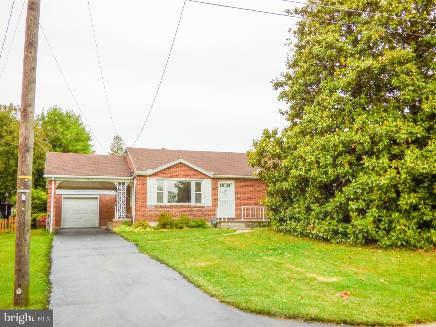 2308 Pleasant View Drive photo 1