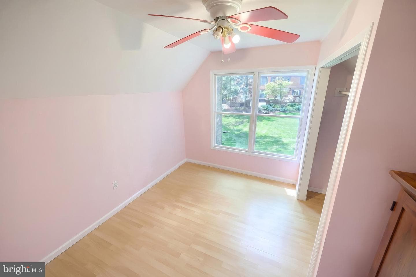 2251 Tall Oaks Lane photo 32