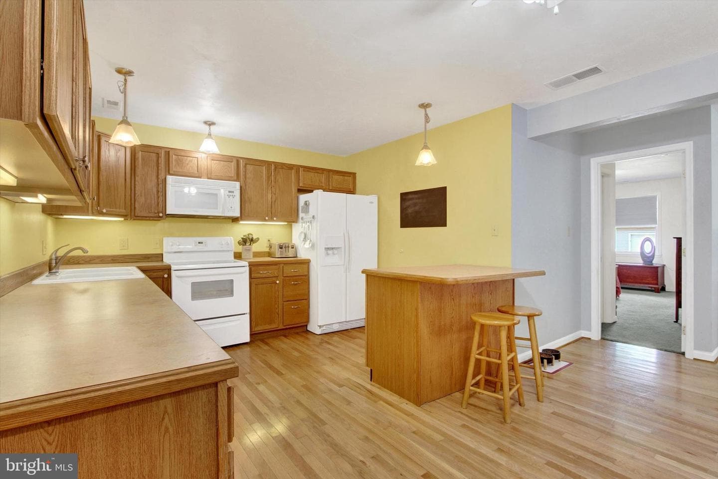 409 Springbrook Court photo 8