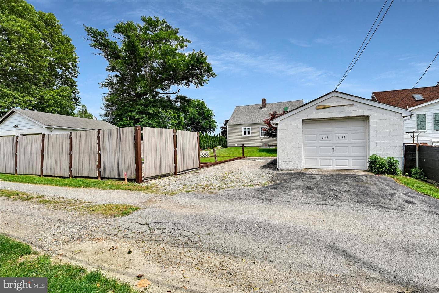 2308 S Pine Street photo 36