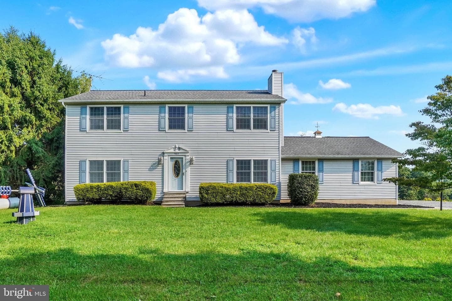 563 Deer Road photo 1