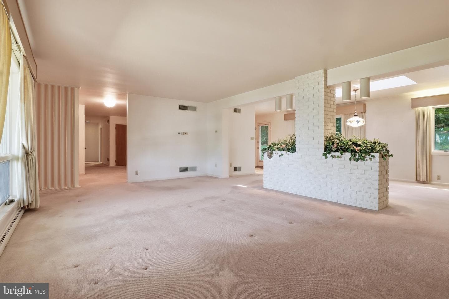 27 Woodside Drive photo 7