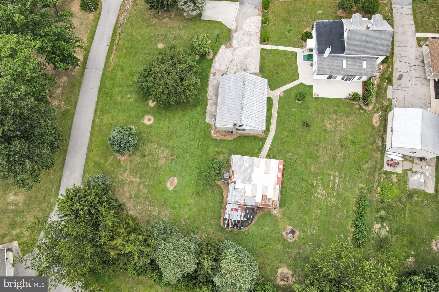 660 Black Rock Road photo 4