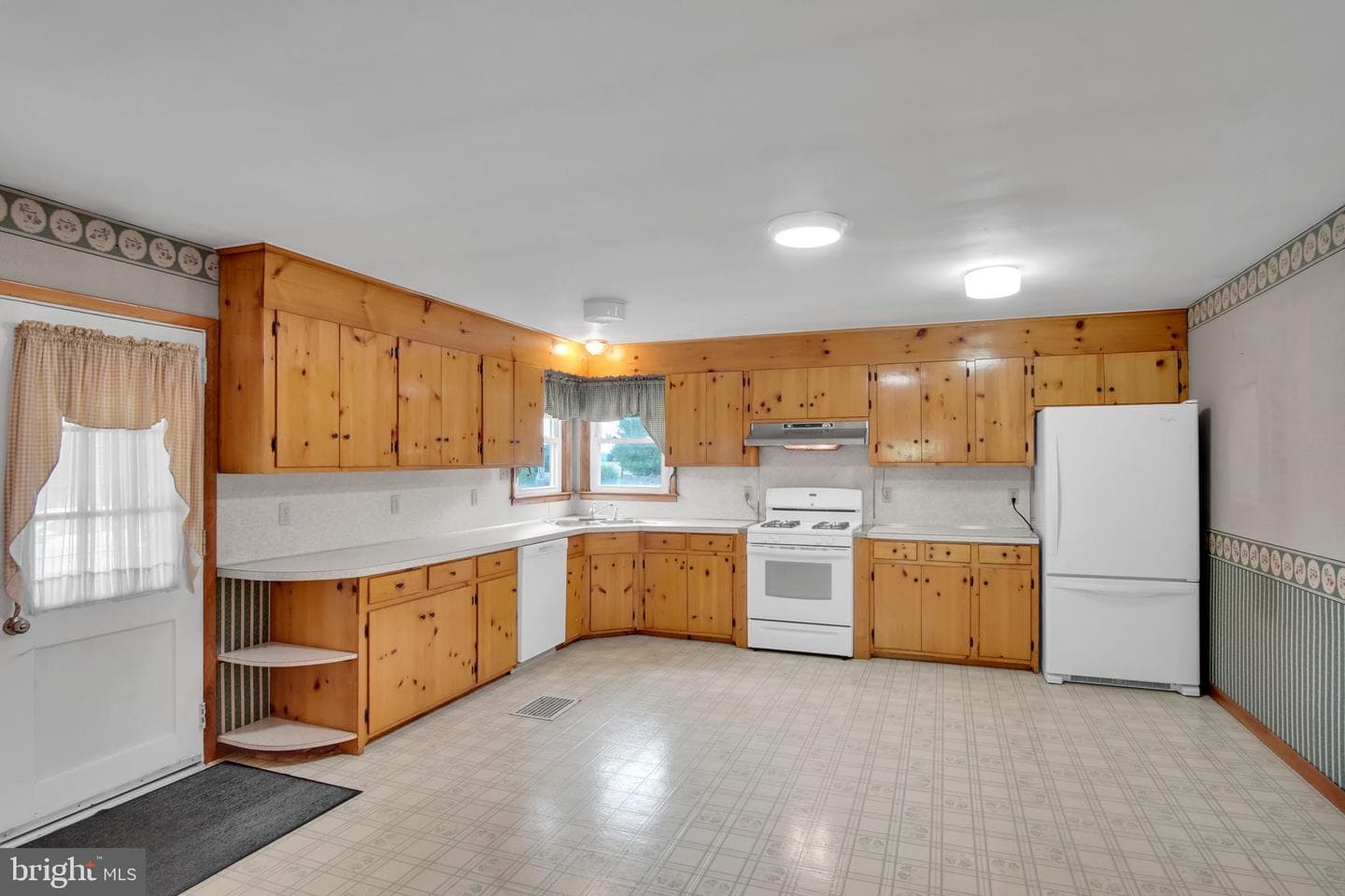 660 Black Rock Road photo 9