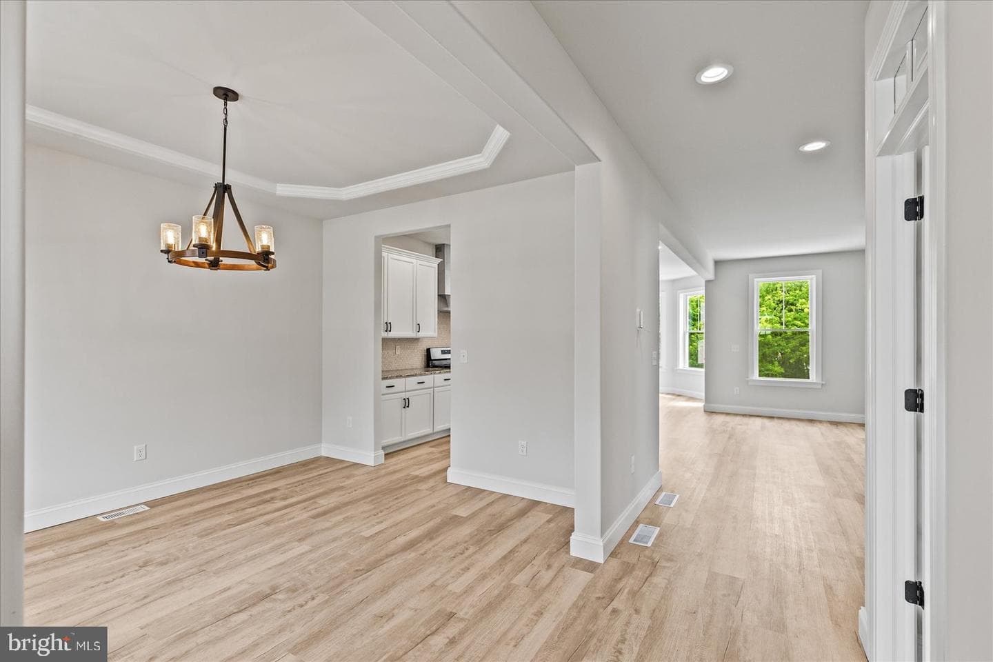 140 Eli Drive photo 3